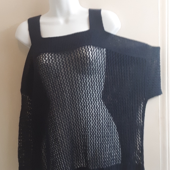 Cato Cold Shoulder top, navy blue,mesh top,NWT,size 18/20W. - Picture 2 of 2